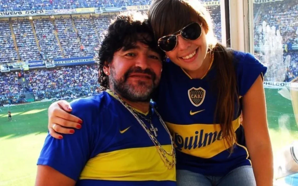 filha, de Maradona;