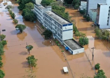 Fundos, do governo federal, Escola, reforma, Ajuda financeira;